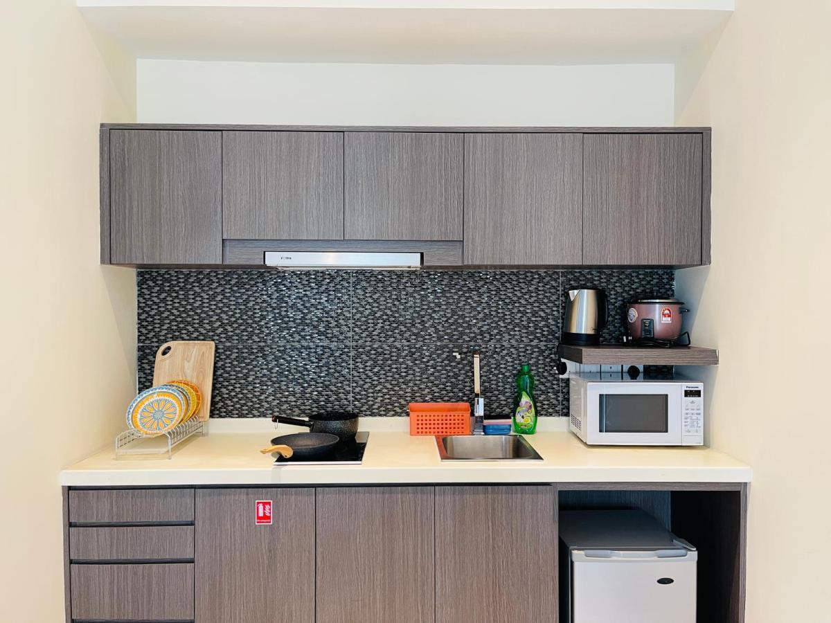 Homesuite' At Mercure Apartment *